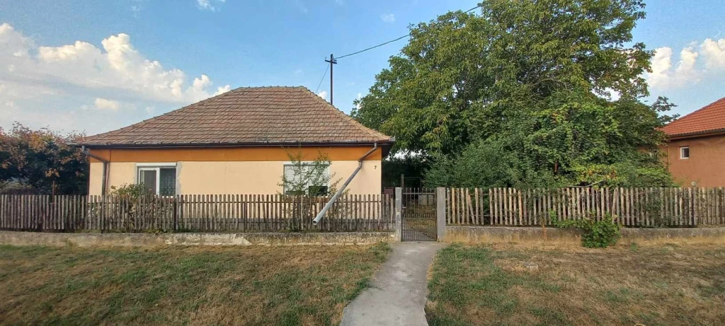 For sale house, Lepsény, Temető