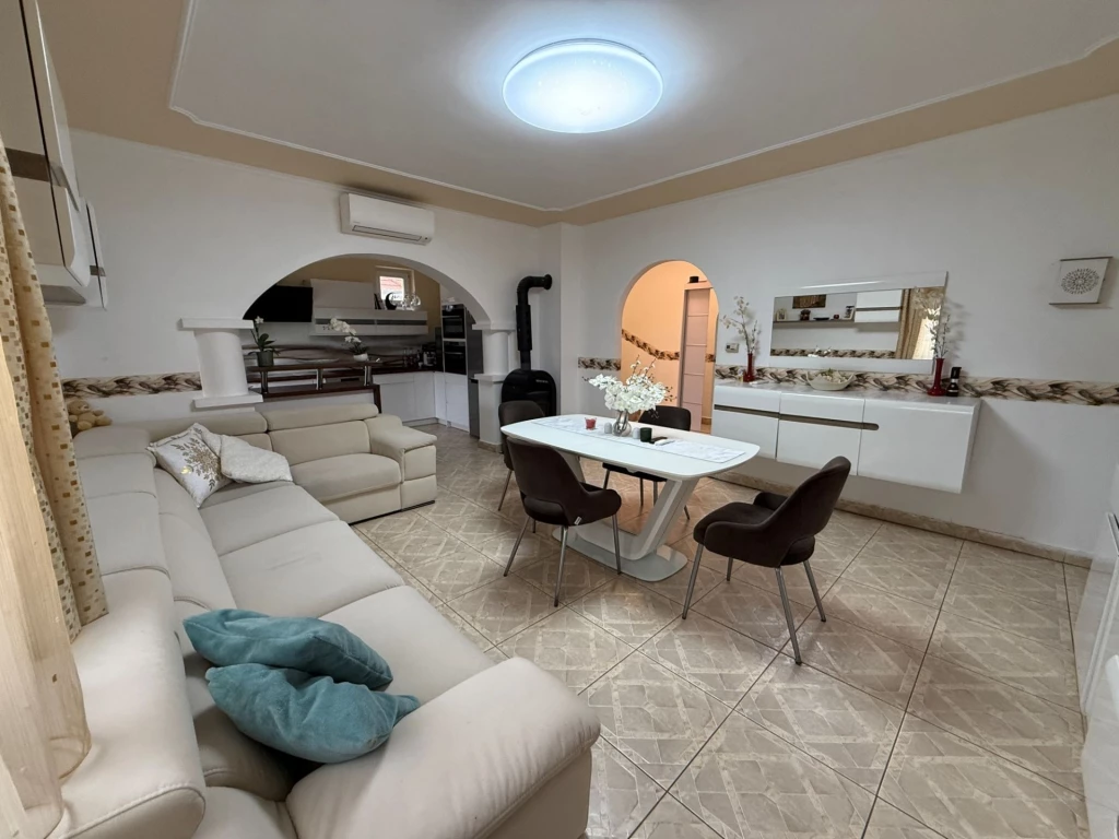 Eladó Ház, Balatonszőlős 99.000.000 Ft