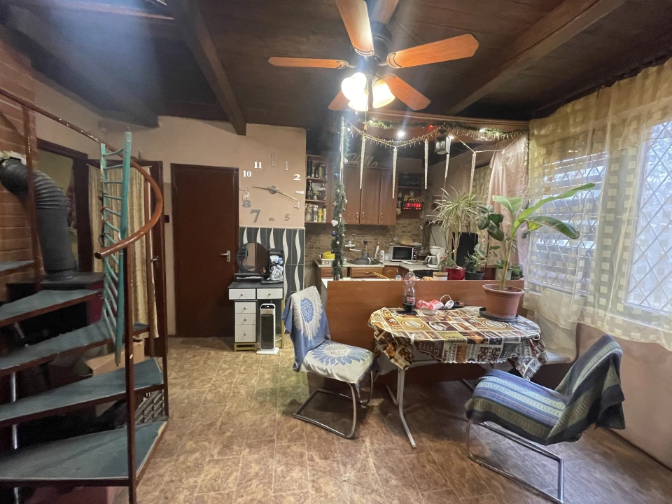 Eladó egyéb ház, Dömsöd