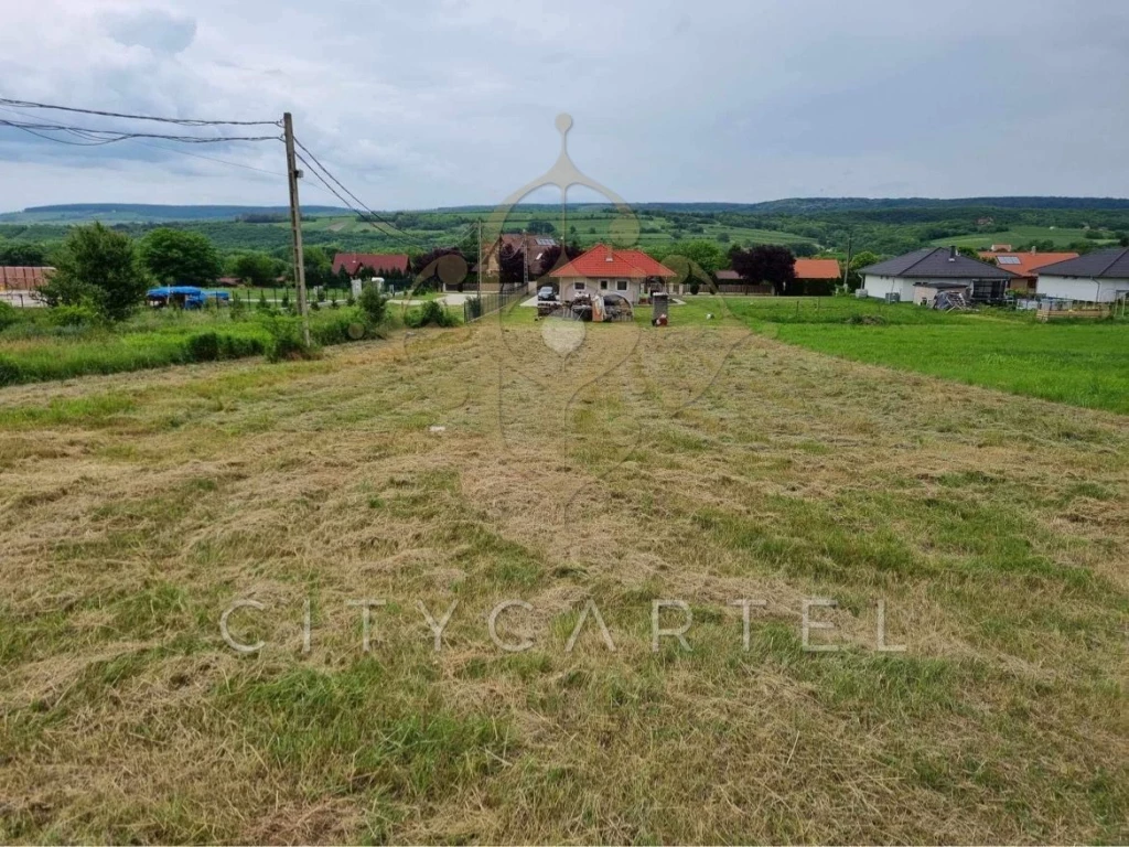 For sale building plot, Szőlősgyörök