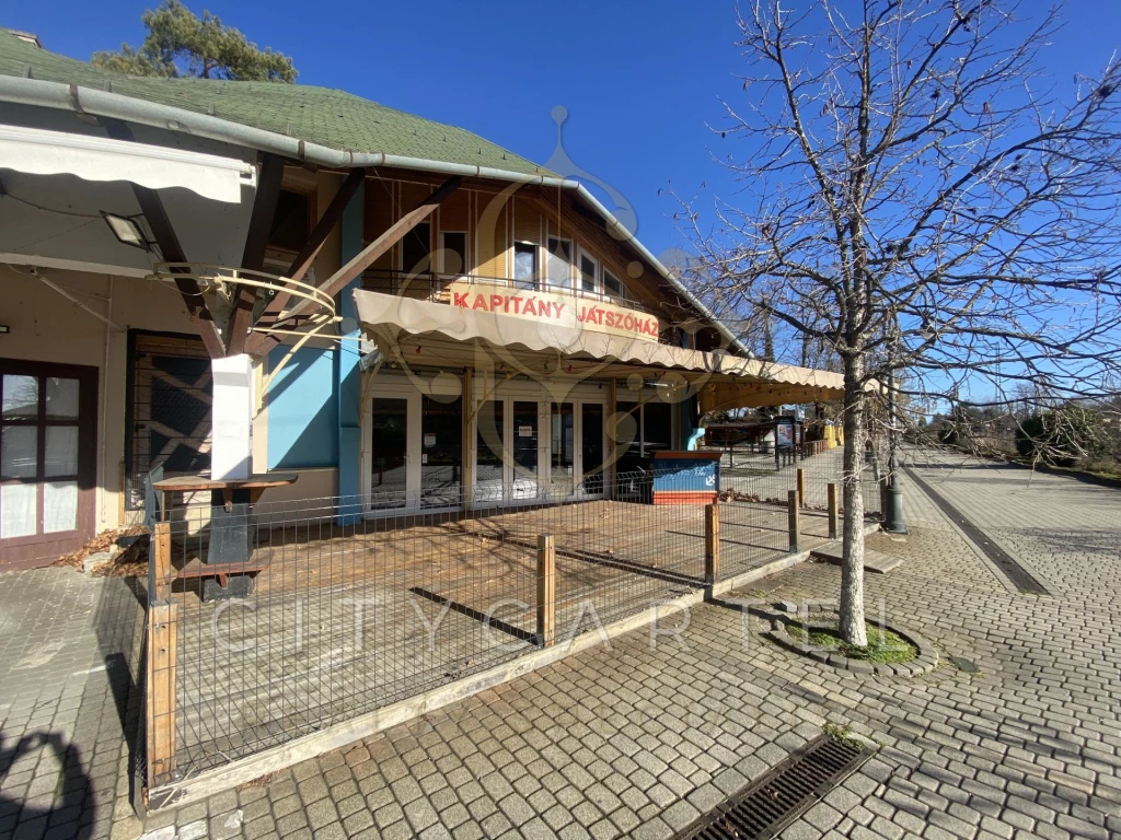 For sale store, Balatonlelle, Központ