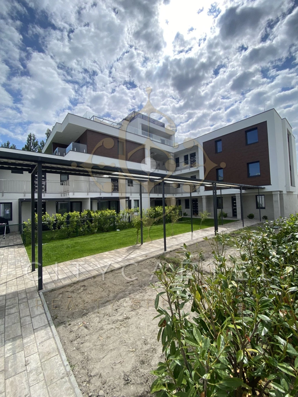 Eladó téglalakás, Fonyód