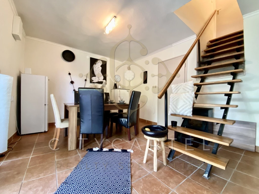 Eladó üdülő, nyaraló, Balatonfenyves