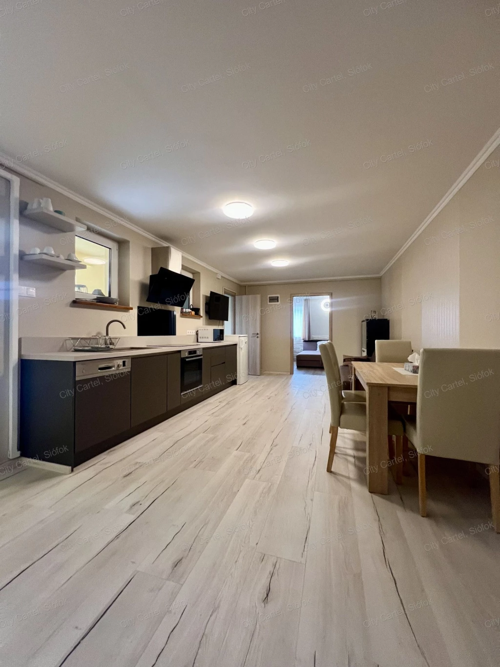 For sale brick flat, Balatonlelle, Központ