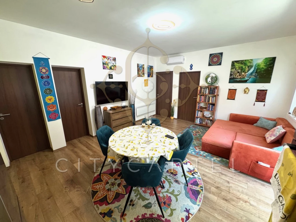 c3-1-name c2-1-name, Siófok, Belváros