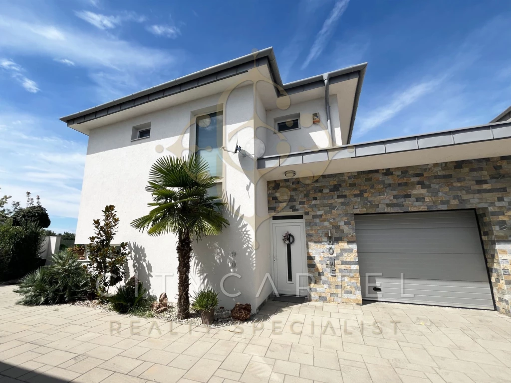 c3-1-name c2-1-name, Siófok