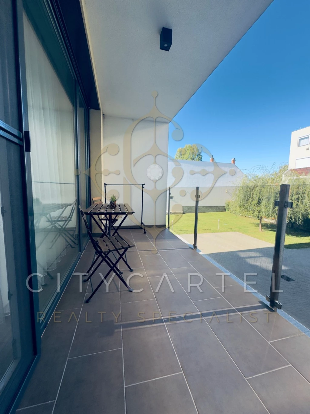 c3-1-name c2-19-name, Siófok, Belváros