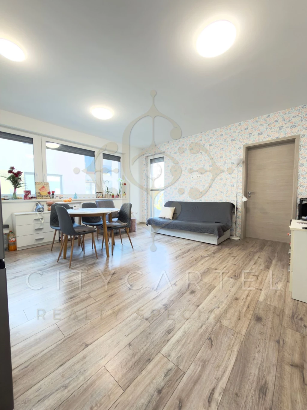 c3-1-name c2-19-name, Siófok, Belváros