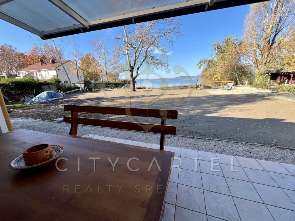 Eladó üdülő, nyaraló, Balatonboglár