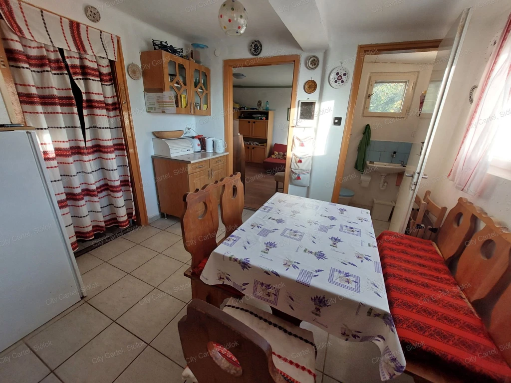 Eladó üdülő, nyaraló, Fonyód