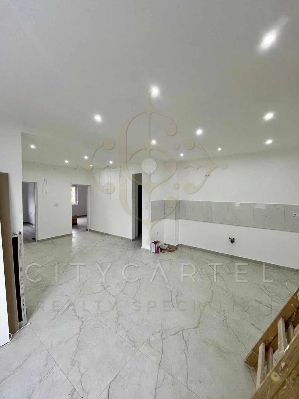 Eladó téglalakás, Balatonlelle