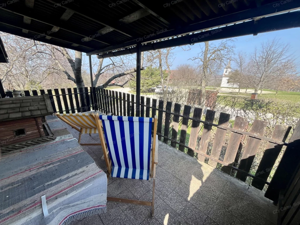 For sale holiday house, summer cottage, Balatonlelle, Kishegy