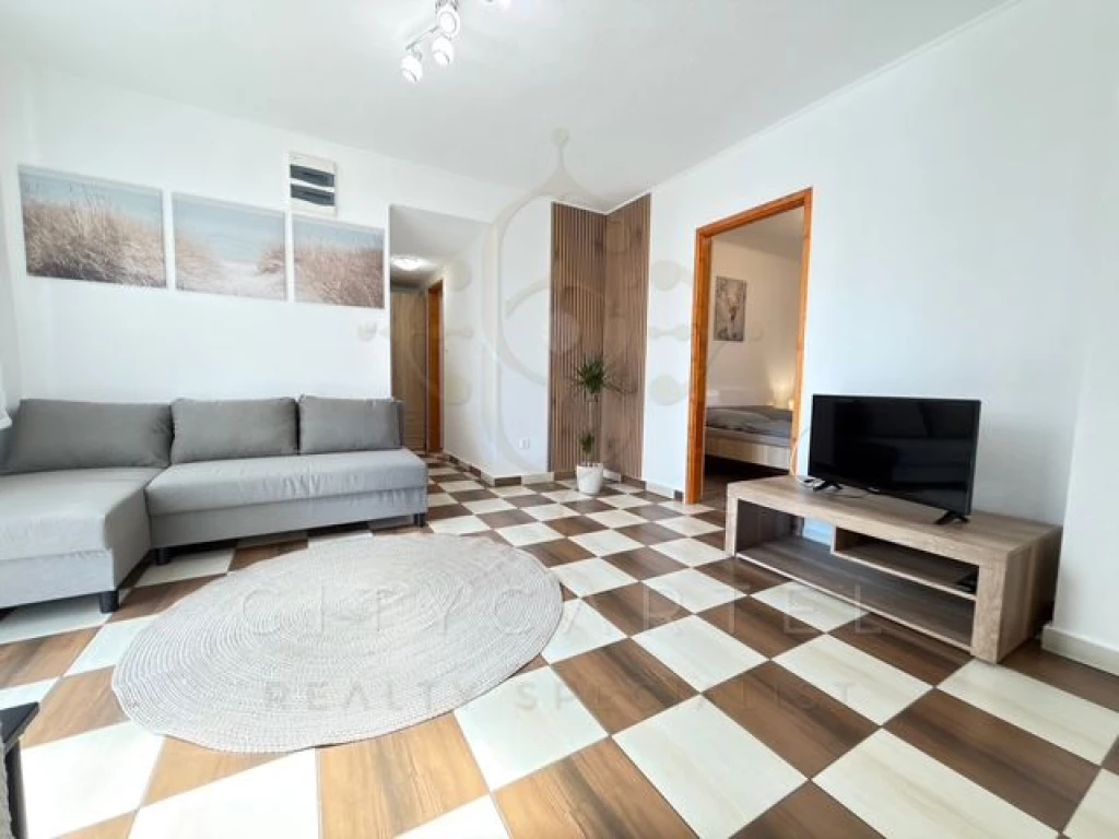 Eladó téglalakás, Balatonlelle