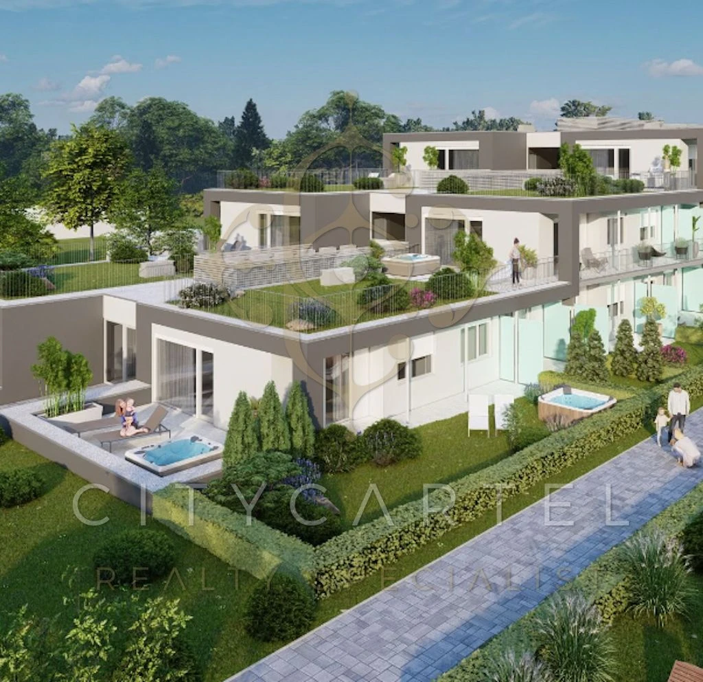 c3-1-name c2-19-name, Balatonlelle, Központ