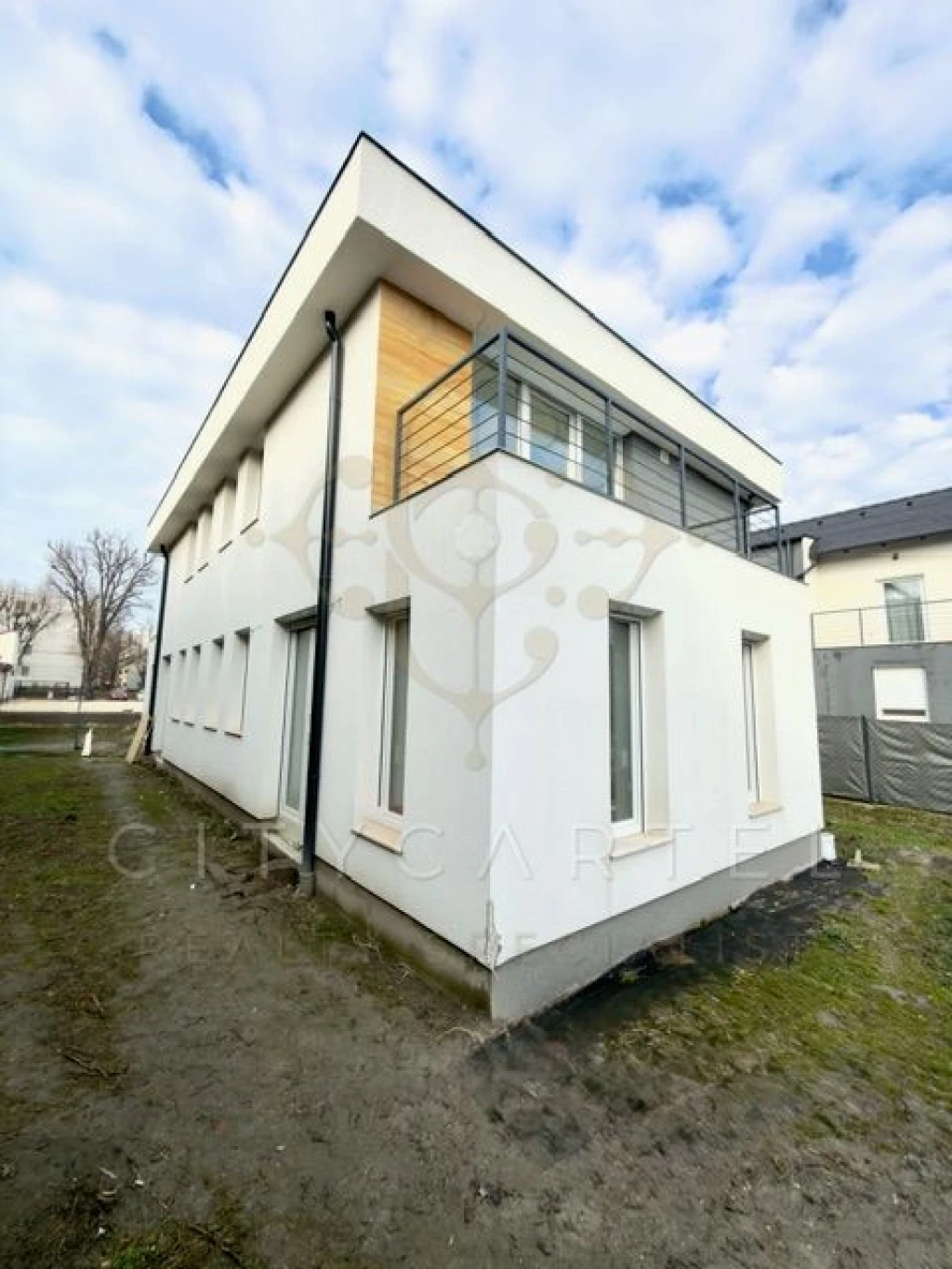 Eladó téglalakás, Siófok, Belváros
