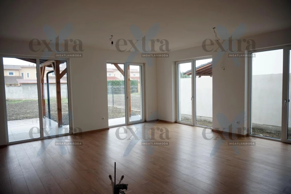 c3-1-name c2-2-name, Szeged