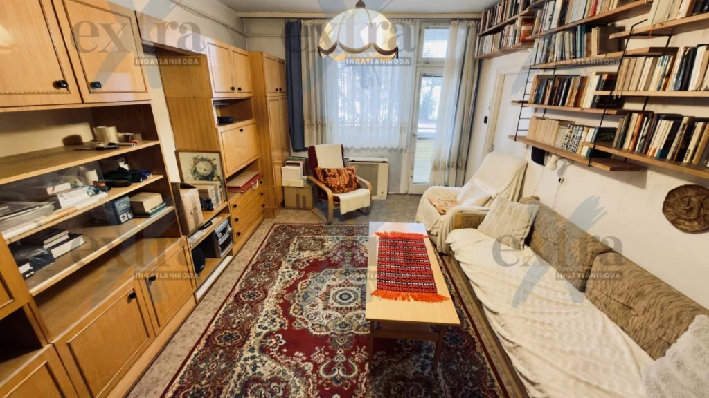 Szeged – Hétvezér utca igényes, 1. emeleti, 2+1 szobás, 62m2-es tégla lakás ELADÓ