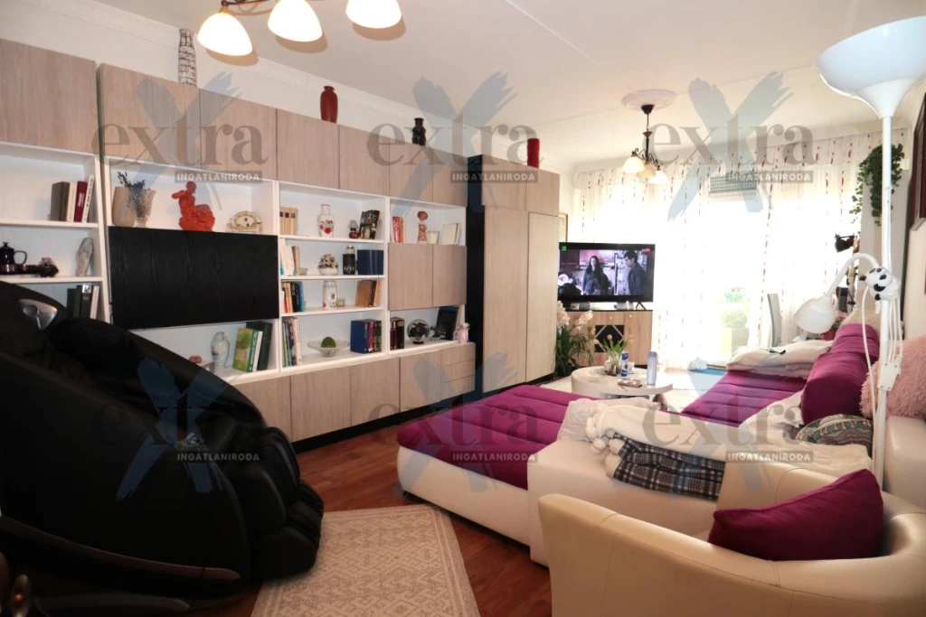 For sale panel flat, Szeged