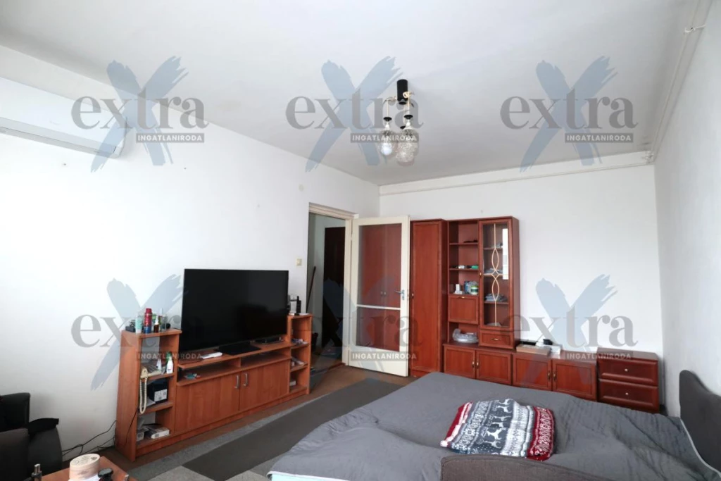For sale panel flat, Szeged
