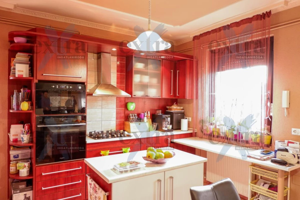 c3-1-name c2-82-name, Szeged