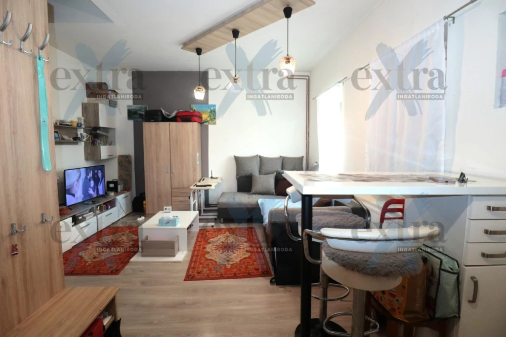 c3-1-name c2-19-name, Szeged