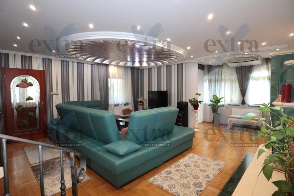 c3-1-name c2-1-name, Szeged