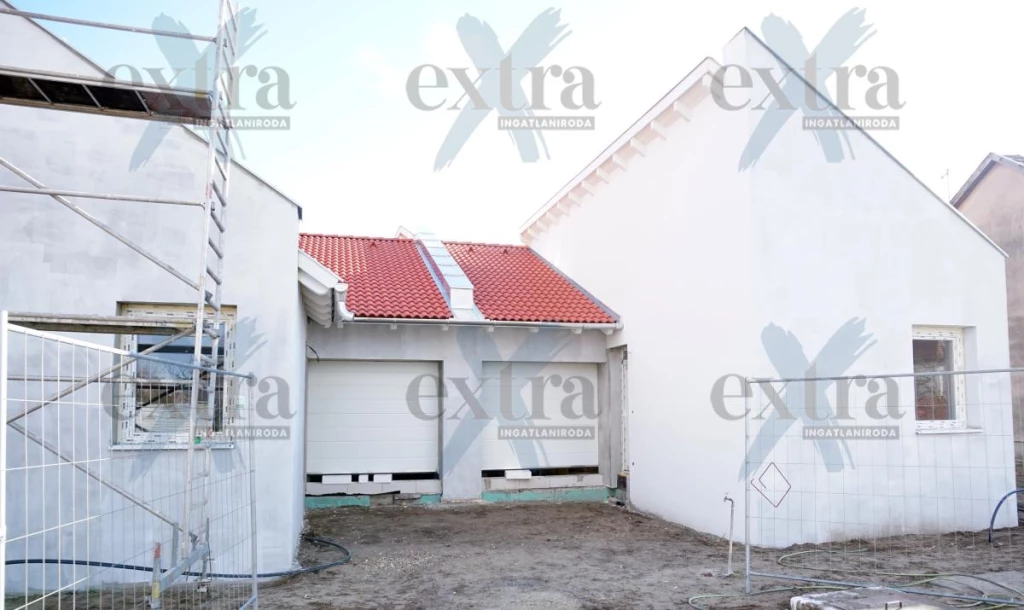 For sale semi-detached house, Mórahalom