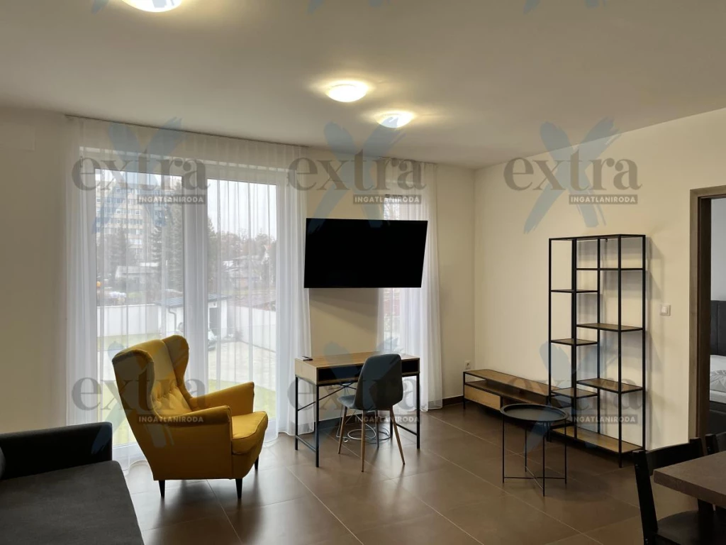 For rent brick flat, Szeged