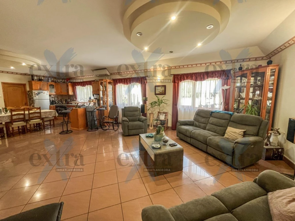 Eladó családi ház Hódmezővásárhelyen – kiváló adottságokkal!