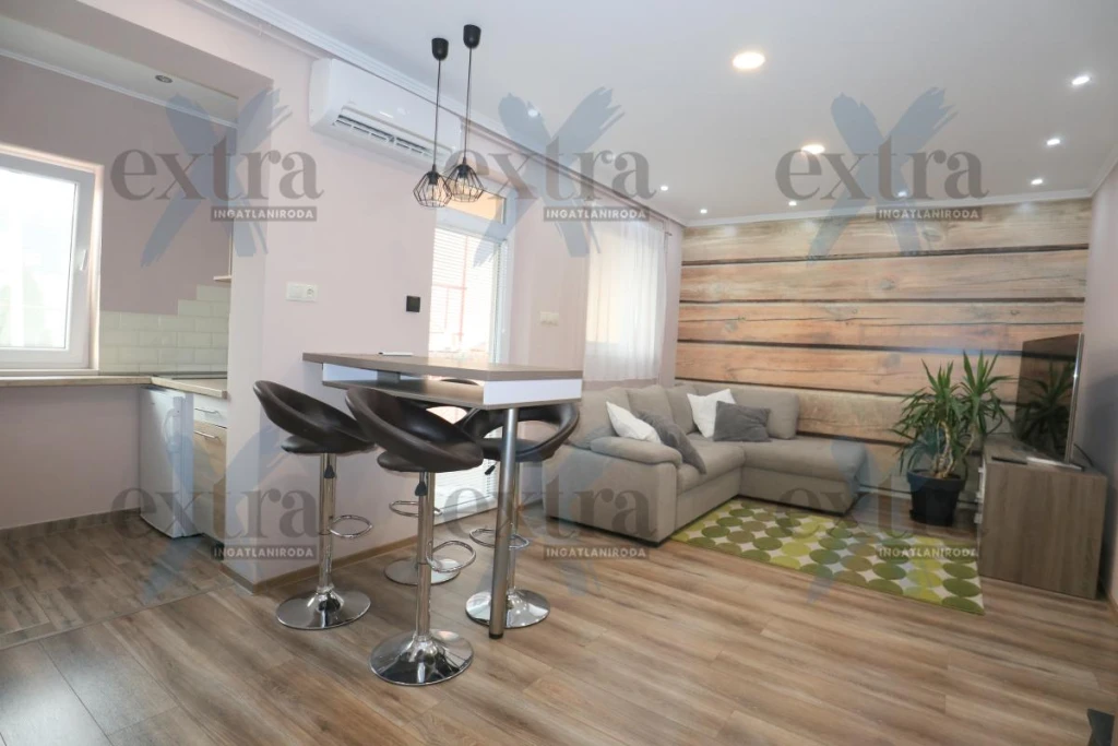 c3-2-name c2-19-name, Szeged