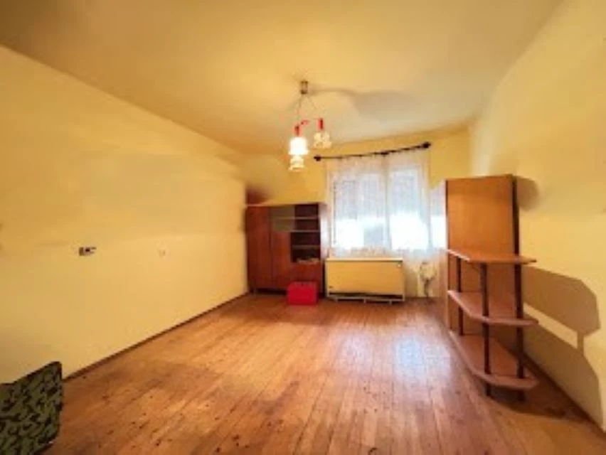 Eladó családi ház, Szárföld