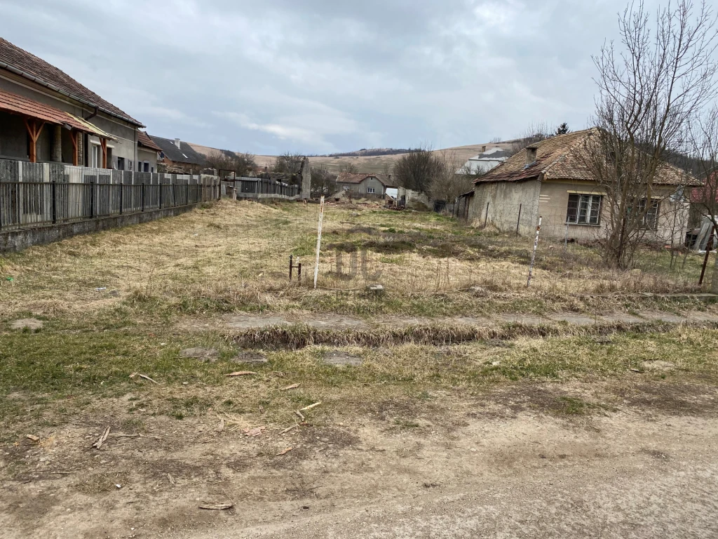 Eladó építési telek, Ózd, Szentsimon