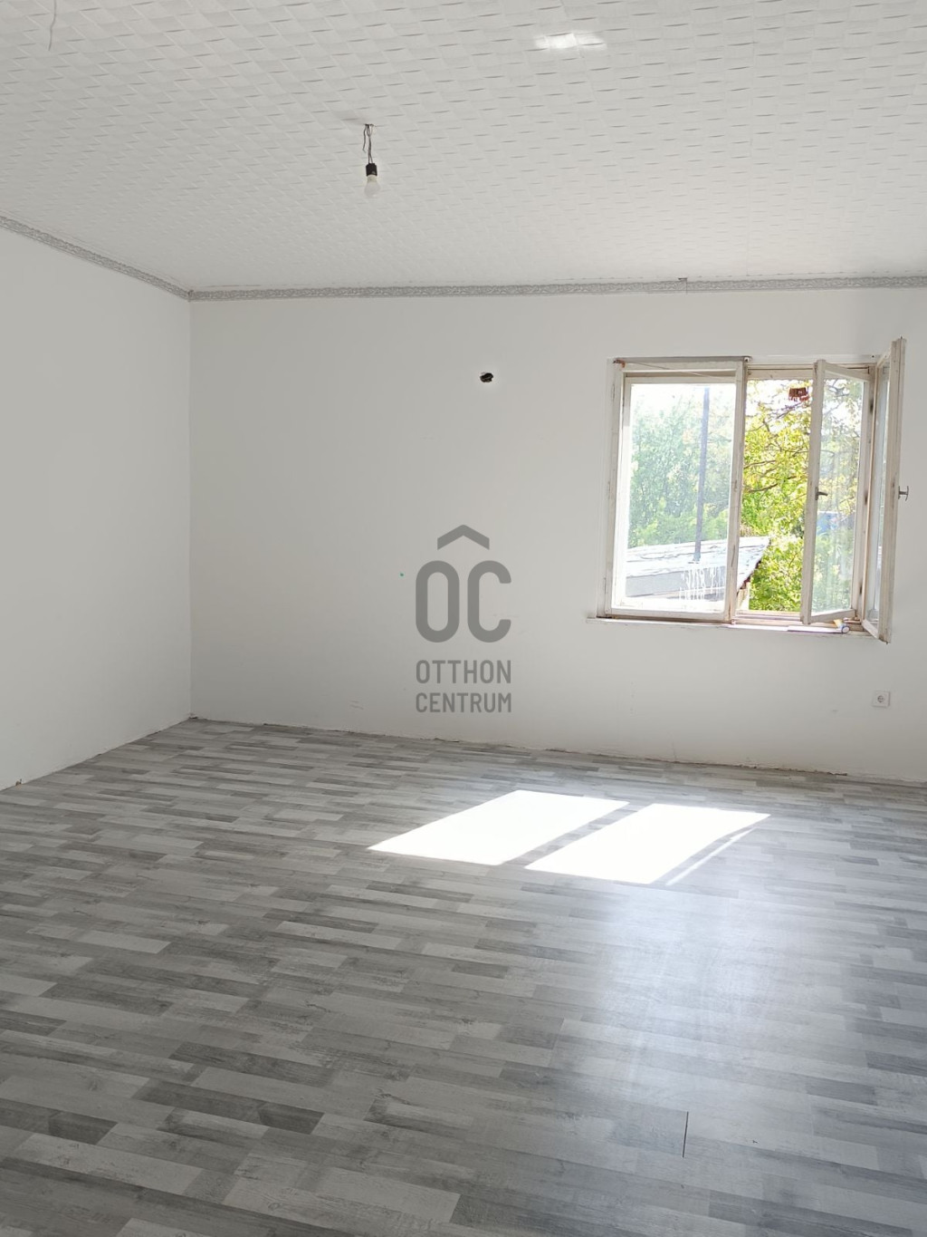 Ház · 5 hálószoba · 170 m² · 12.000.000 Ft