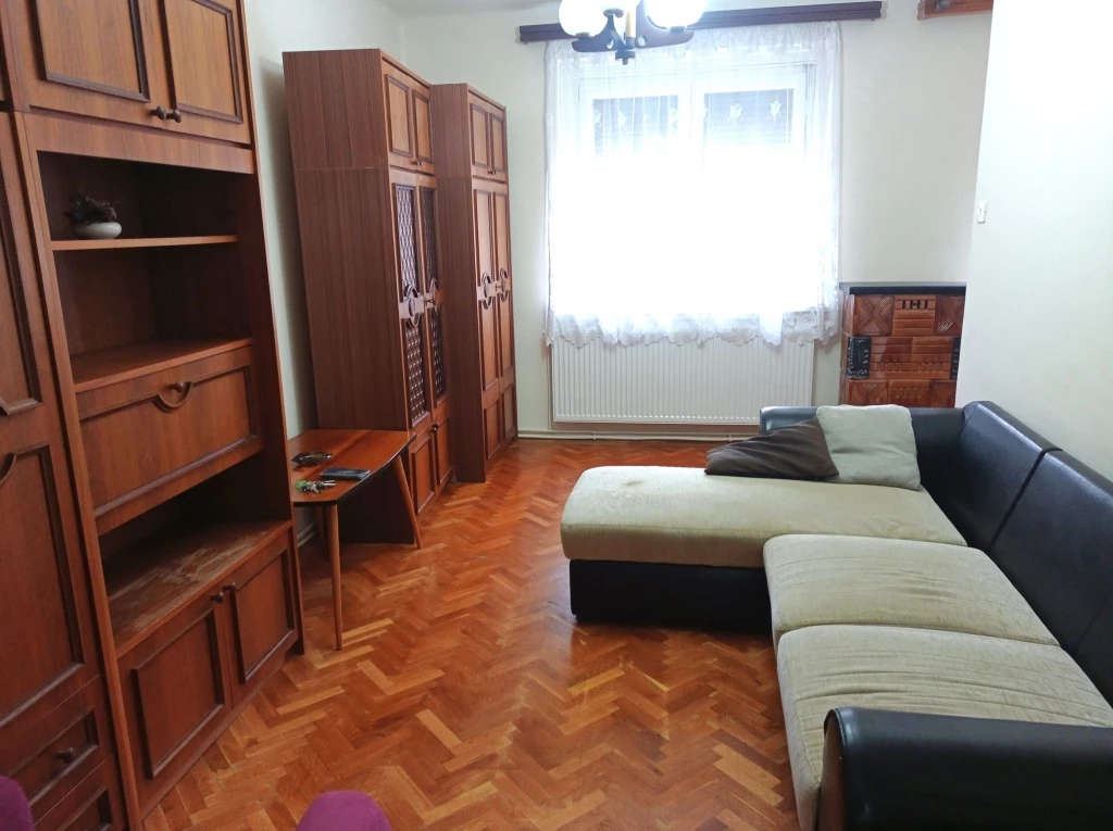 For rent brick flat, Debrecen