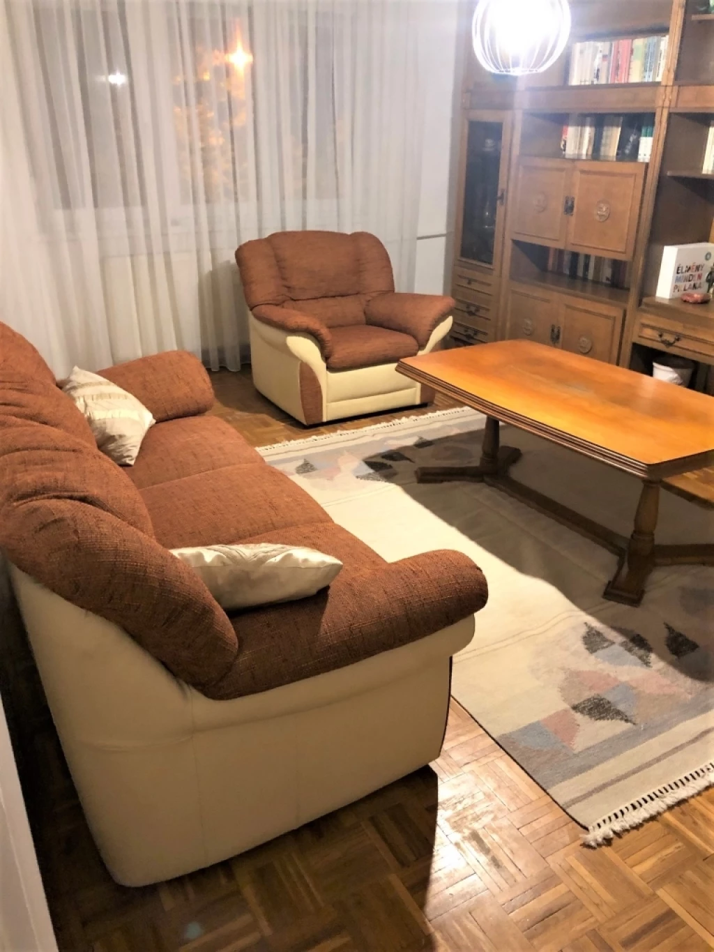 Belvárosban 2 szoba+étkezős lakás kiadó