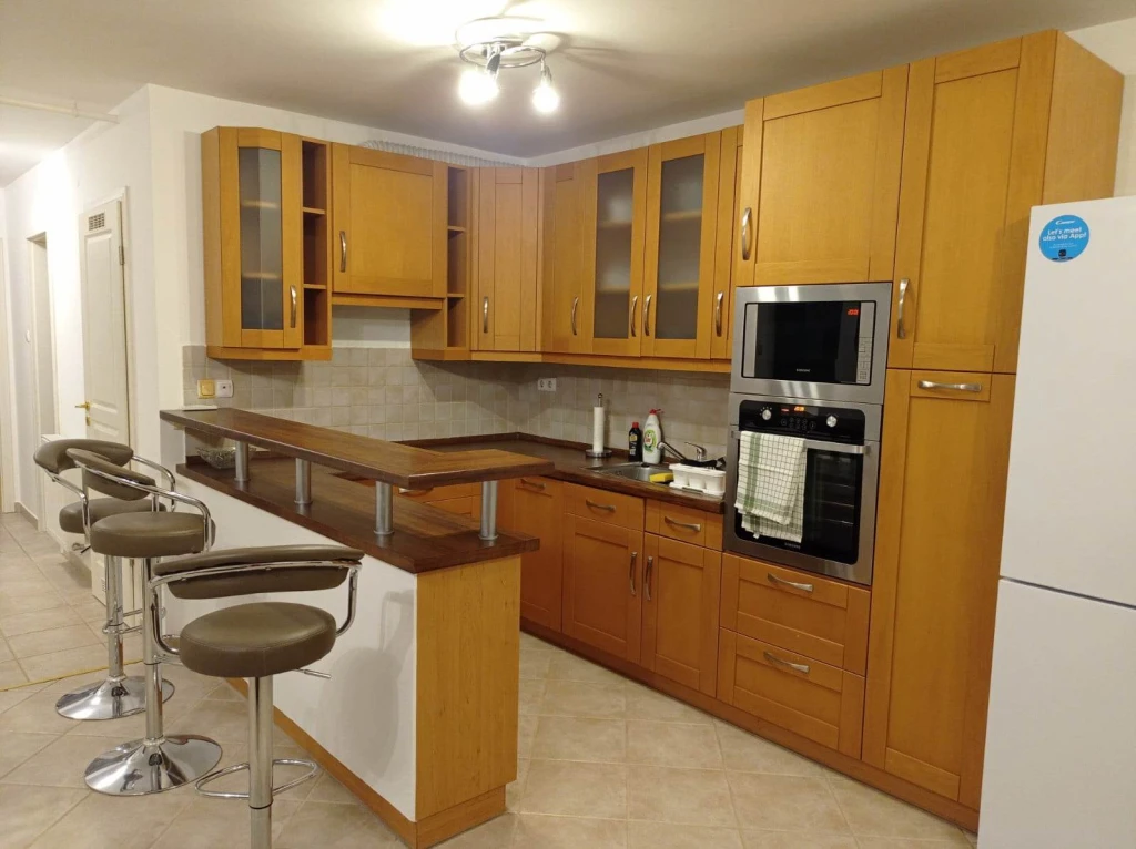 c3-2-name c2-19-name, Debrecen, Belváros