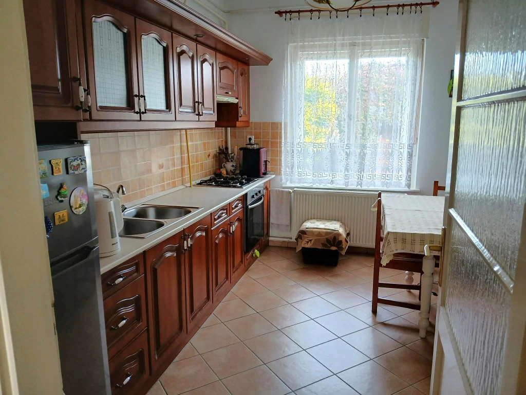 Gerébytelepen 3 szobás ház eladó