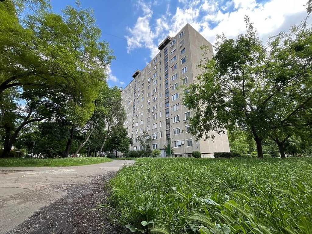 Eladó iroda, irodaház, Budapest IV. kerület, Újpest
