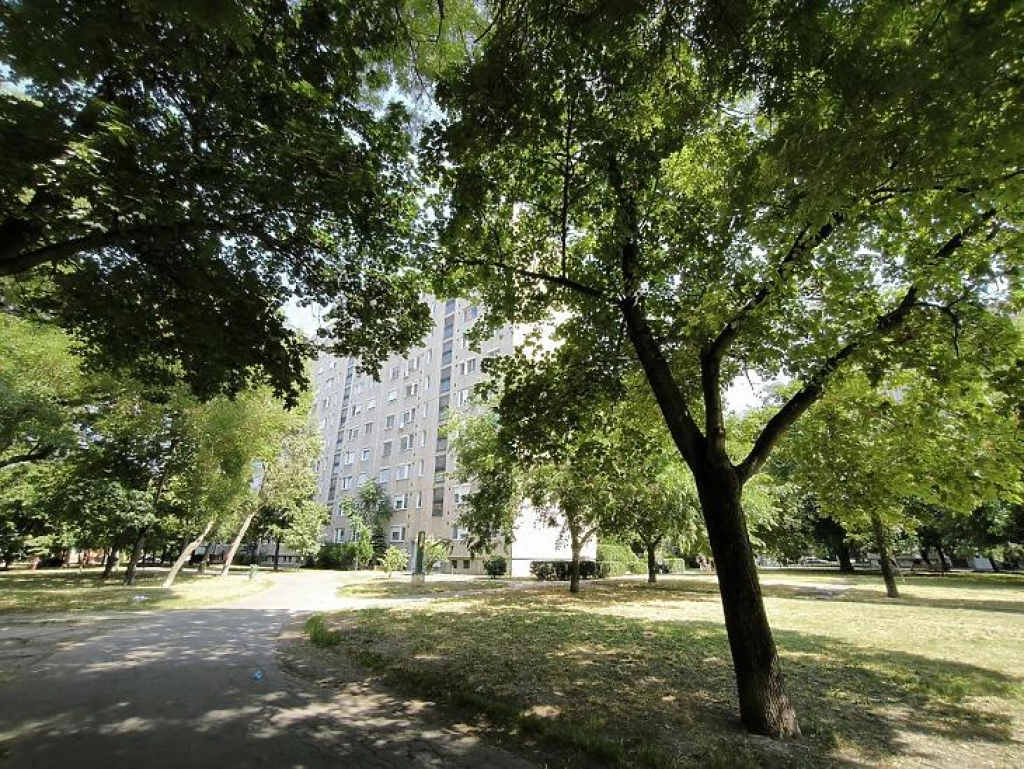 Eladó iroda, irodaház, Budapest IV. kerület, Újpest