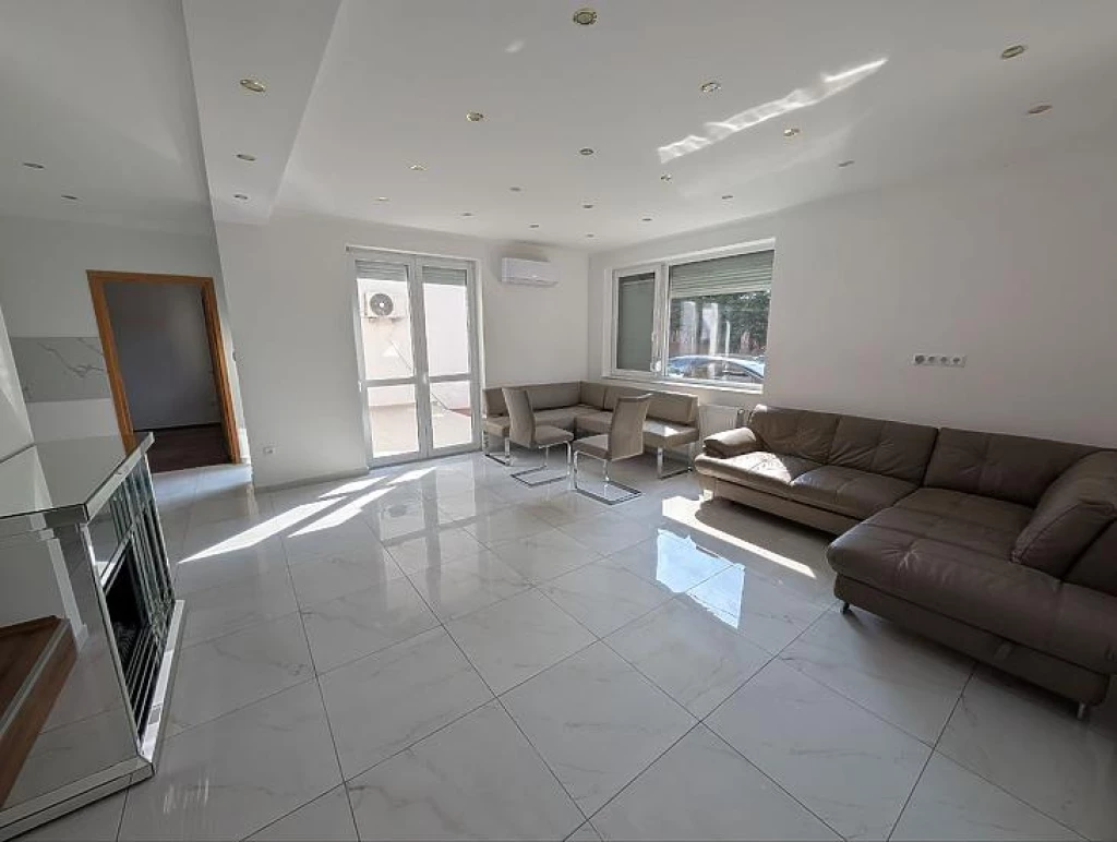 For sale brick flat, Budapest IV. kerület, Újpest