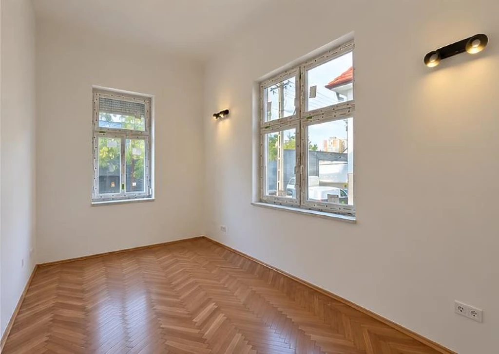 Kiadó iroda, irodaház, Budapest IV. kerület, Újpest