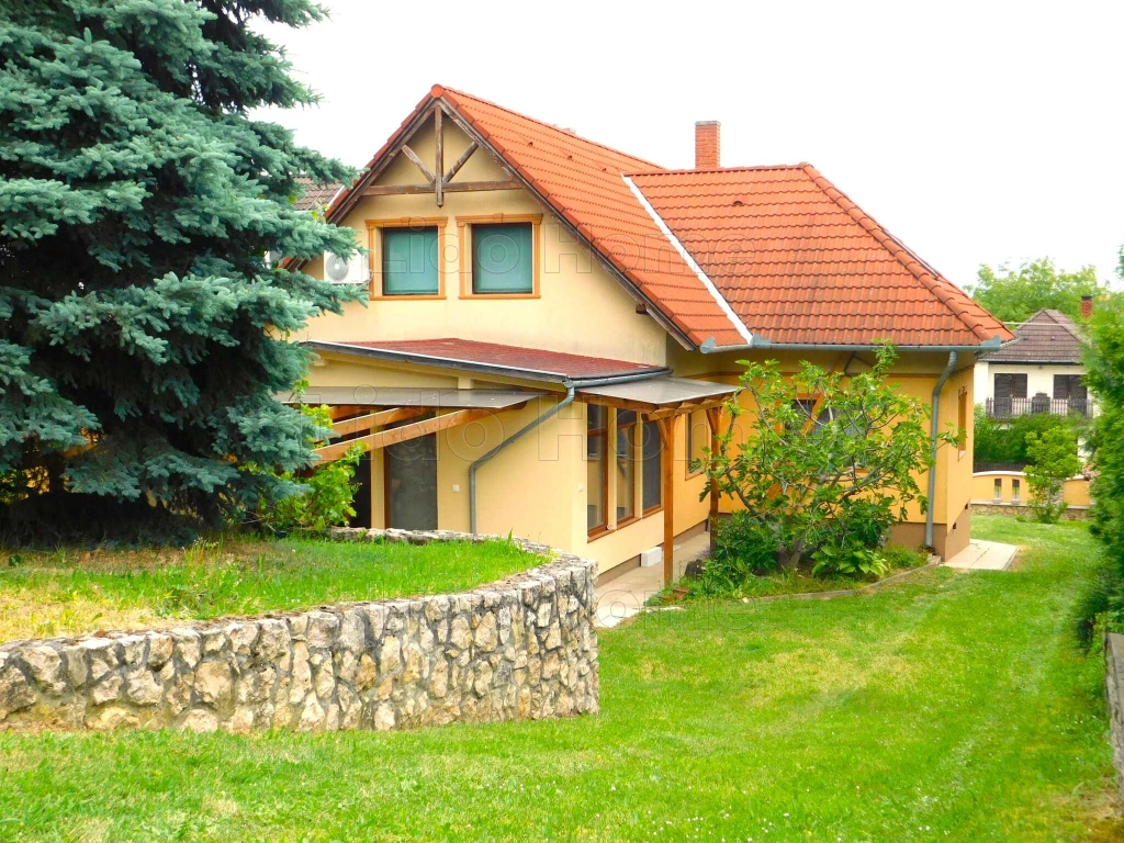 Jó állapotú családi ház a Hévízi tótól 3 km távolságra!