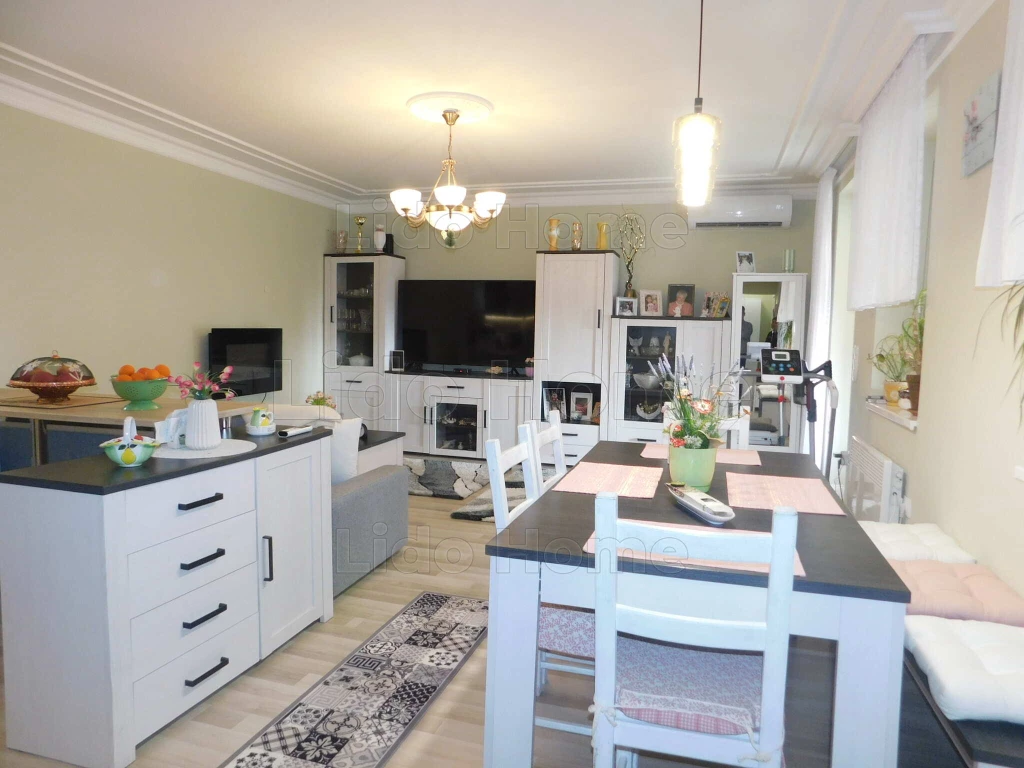 Rövid időn belül beköltözhető a teljesen felújított családi ház!