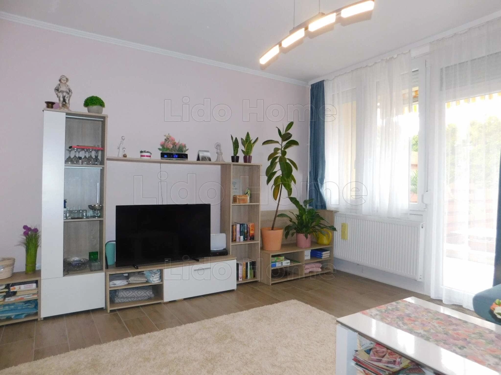 Jó állapotú sorházi lakás eladó!