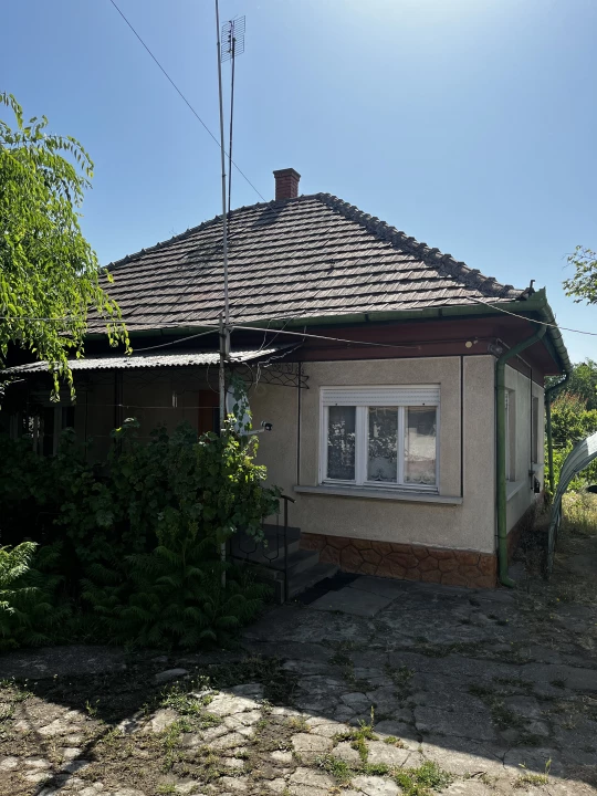 Eladó családi ház, Albertirsa