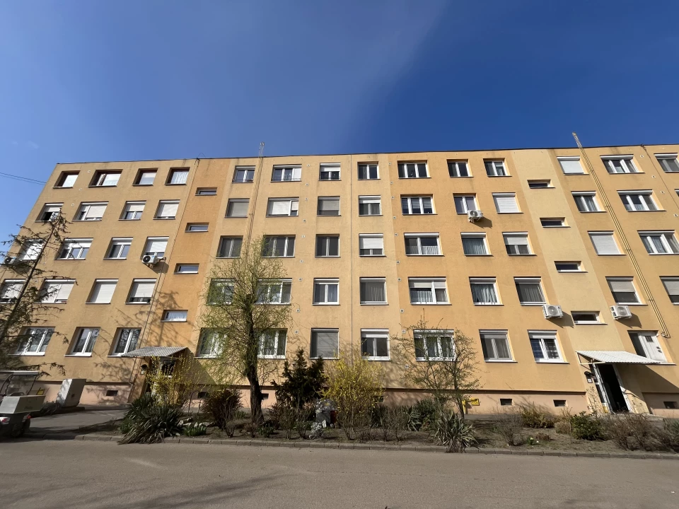 For sale panel flat, Cegléd