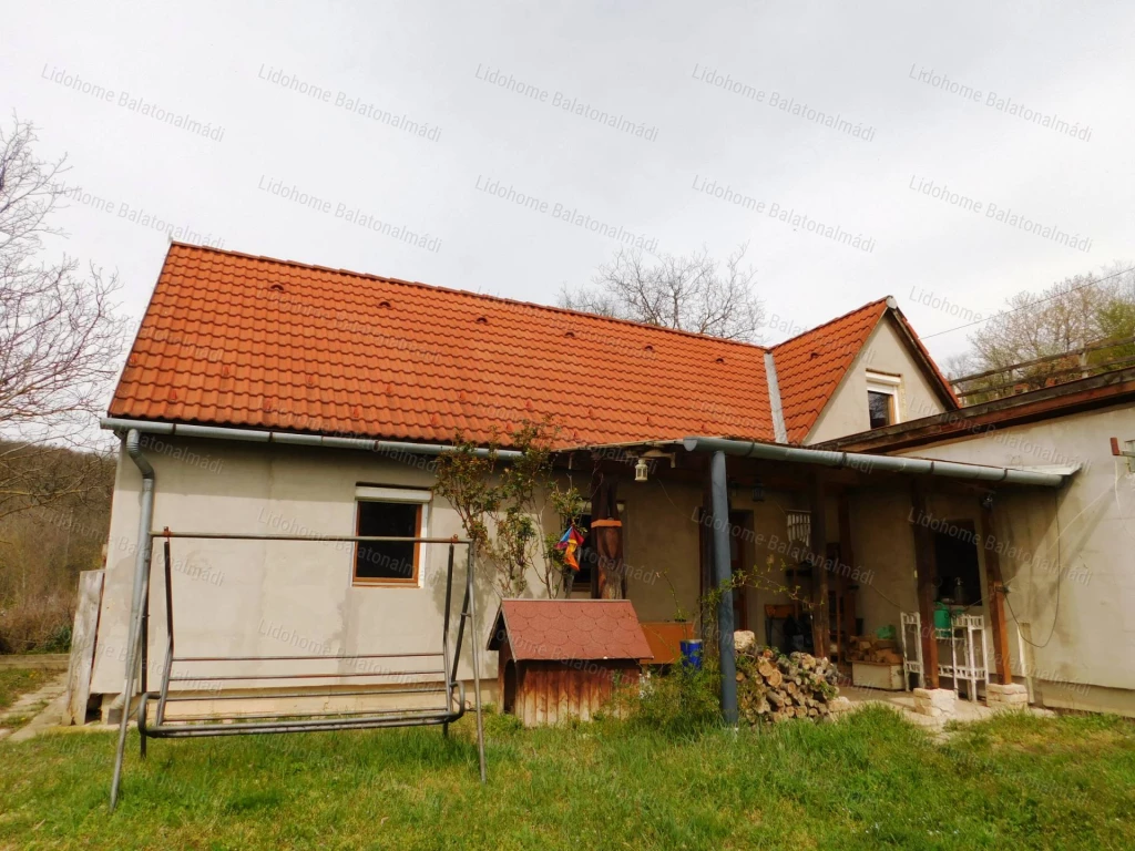 For sale house, Balatonszőlős