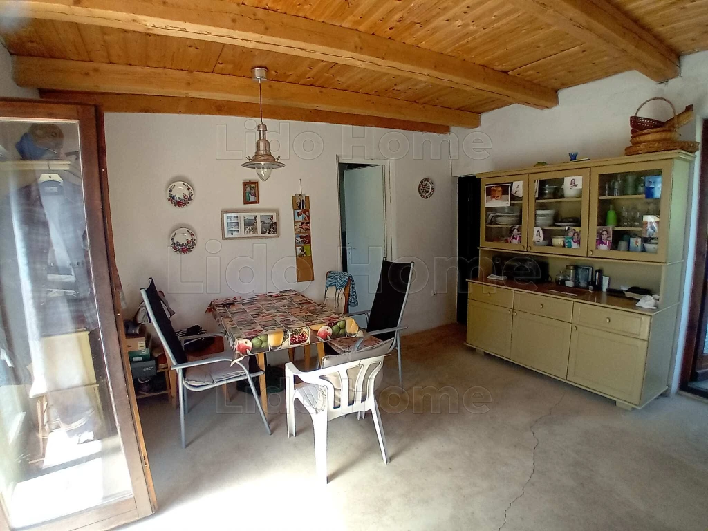 ELADÓ RÉSZPANORÁMÁS GAZDASÁGI ÉPÜLET ALSÓÖRSÖN