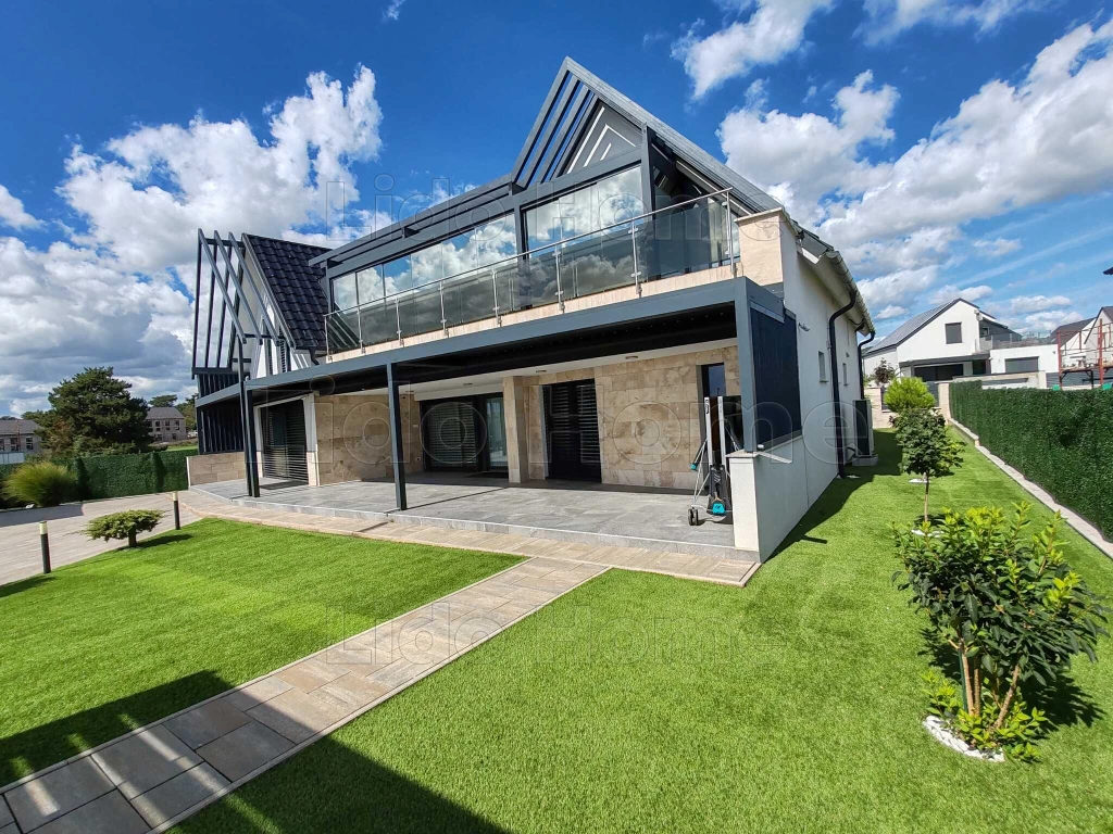 Balatonakali legkorszerűbb villája megérkezett , prémium életérzés és természetközeli panoráma Balatonakaliban!