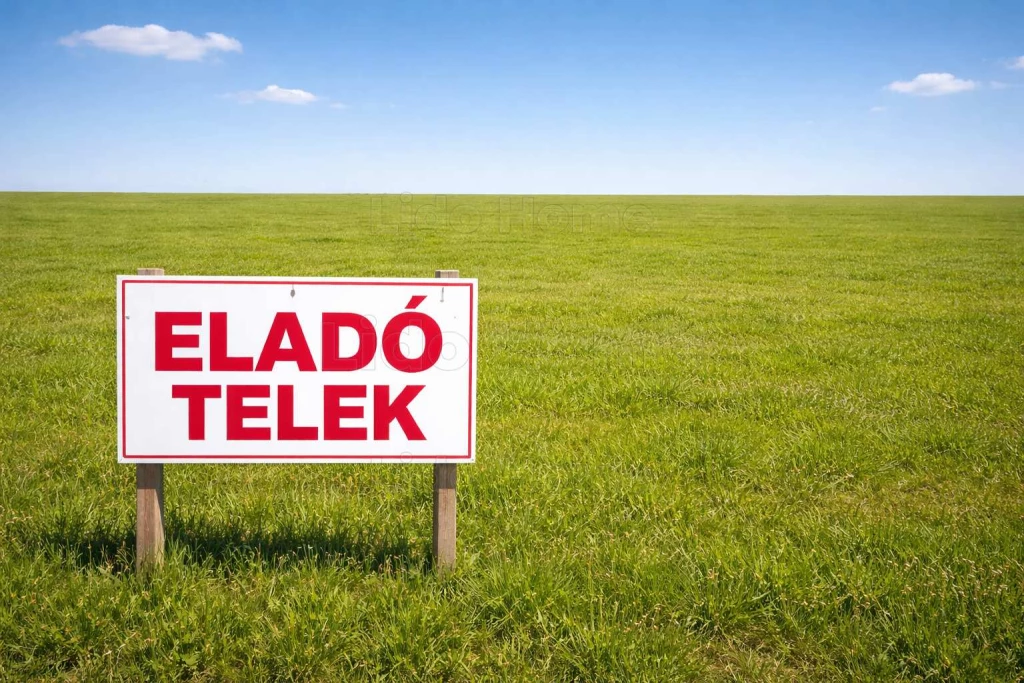 Belterületi építési telek Márkón!